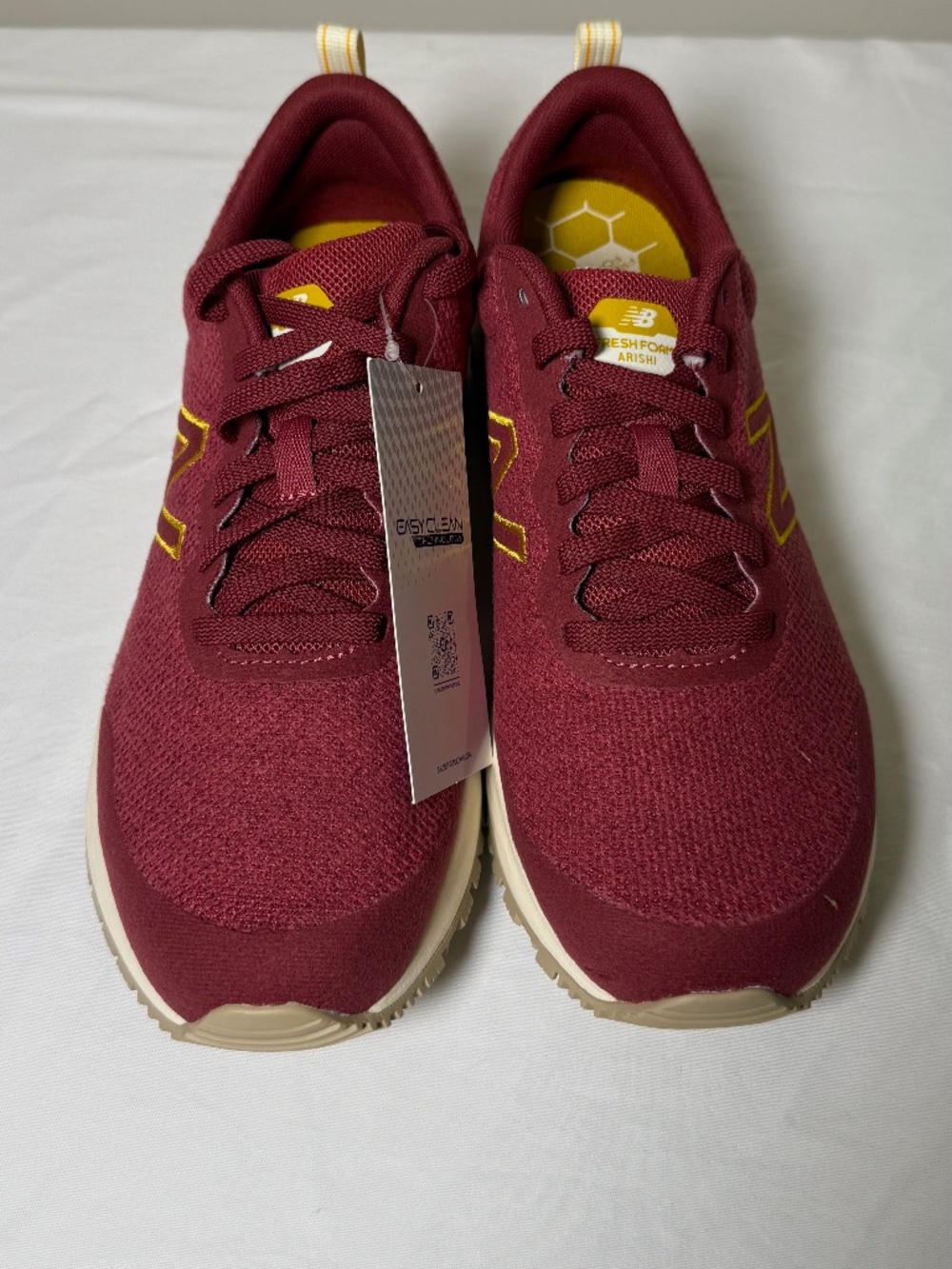 New Balance Fresh Foam Arishi v3 Slip Resistant Work Shoes Red Women's 9.5 NWT